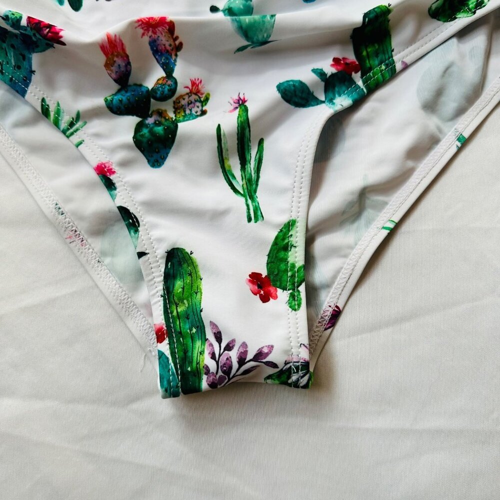 Dressfo Cactus Swim Bottoms White High Rise Swimsuit Size M - Picture 5 of 9